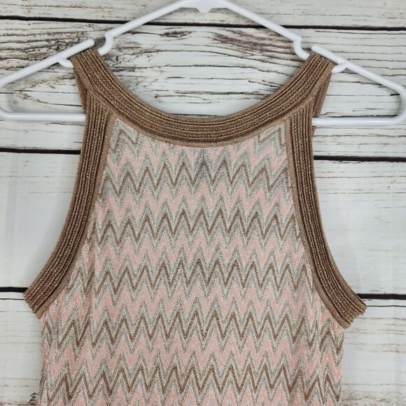 White House Black Market Women' Zig Zag Lace Up Metallic Tank Top Size Small - Picture 5 of 8
